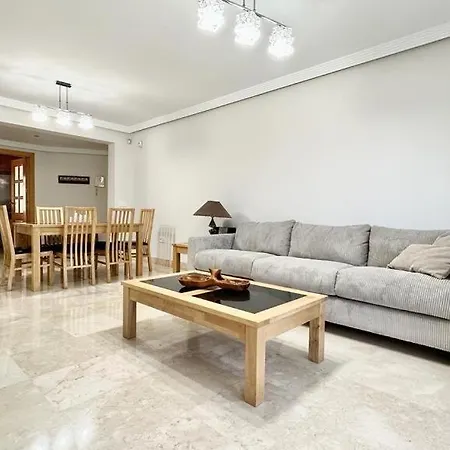 San Pedro Apartment *